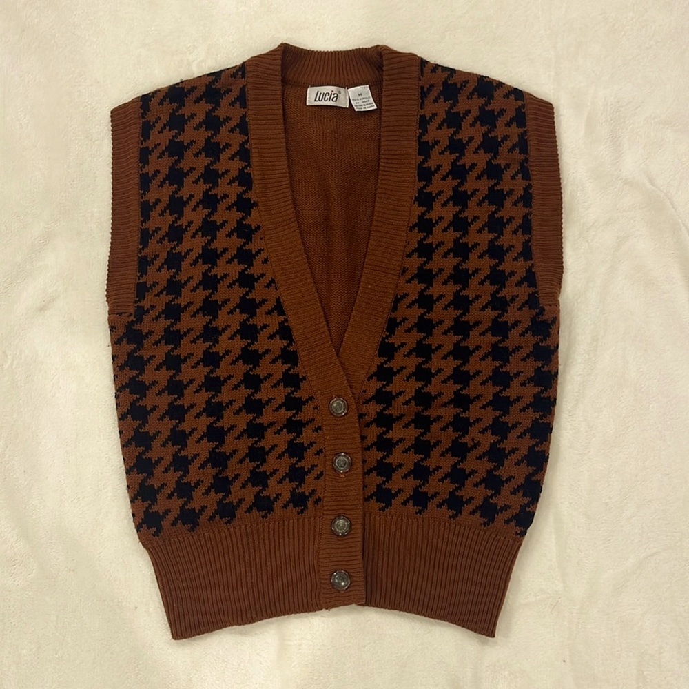 Lucia 90s Sweater Vest